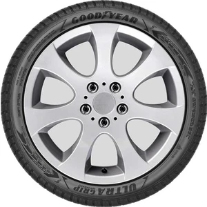 215/50 R17 95V Ultragrip 8 Perf. Ms Xl Fp Oto Kış Lastiği ( Üretim Yılı: 2023 )