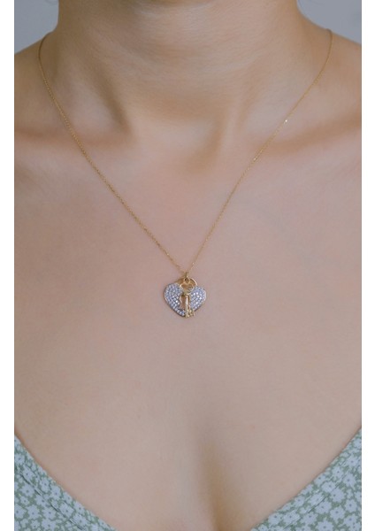 Taşlı Kalp Kilit Kolye 14 Ayar A044660