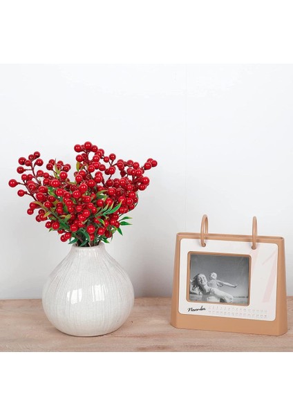 Yapay Çiçek Kokina 3 Dal Lı Demet 20*15CM Yılbaşı Çiçeği Red Berry