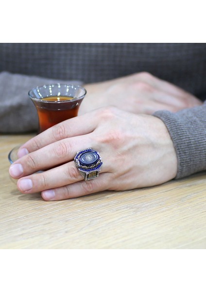 Mavi Sıkma Kehribar Üzerine Hüsn-I Hat 33 Besmele-I Şerif Yazılı Yanları Kale Tasarım 925 Ayar Gümüş Erkek Yüzük fiyatları