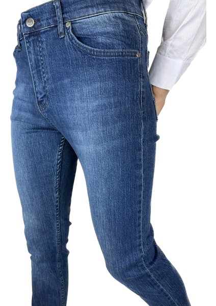 Erkek Dar Kesim Boru Paça Denim Likralı Mavi Kot Pantolon