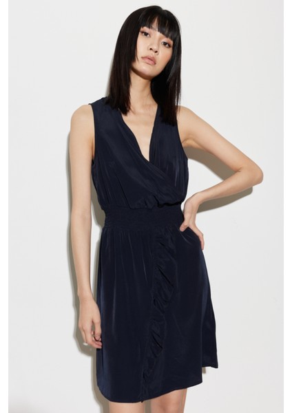 Regular Fit Normal Kesim V Yaka Elbise