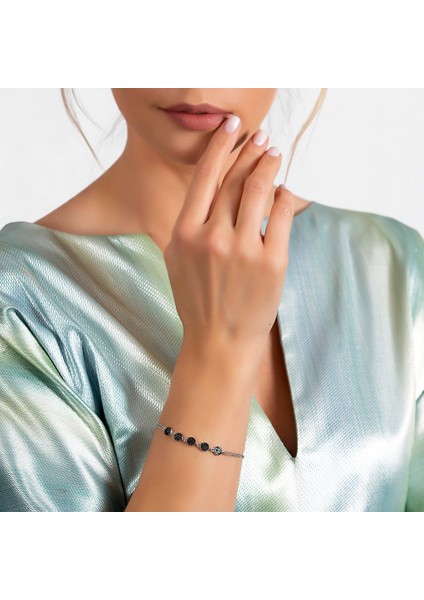 Siyah Zirkon Taşlı Zarif Tasarım 925 Ayar Gümüş Su Yolu Kadın Bileklik modelleri