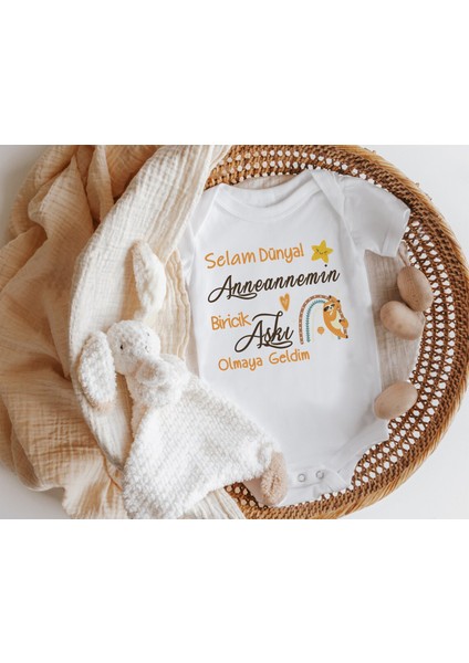 Niles Baby Design For Baby Selam Dünya Anneannemin Biricik Aşkı Olmaya Geldim Yazılı Kısa Kol Zıbın