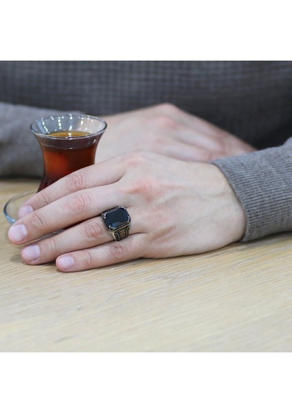 Baget Kesim Siyah Zirkon Taşlı Yanları Gotik Süslemeli 925 Ayar Gümüş Erkek Yüzük fiyatları