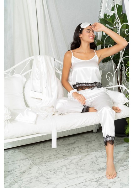 6'lı Dantel Detaylı Sabahlık Atlet Şort Ekru Pijama Takım S27398 fiyatları