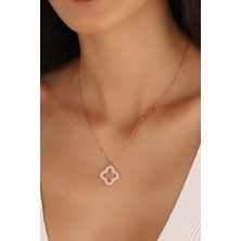 Taşlı Içi Boş Yonca Gümüş Kolye