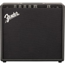 Fender Mustang LT25 Elektro Gitar Amfisi