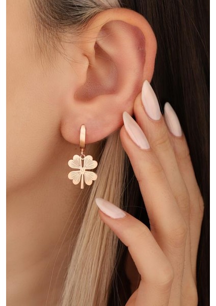 Dört Yaprak Yonca Sallantılı Taşsız Gümüş Küpe