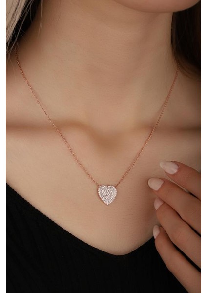 Beyaz Taşlı Kalp Gümüş Kolye fırsatları