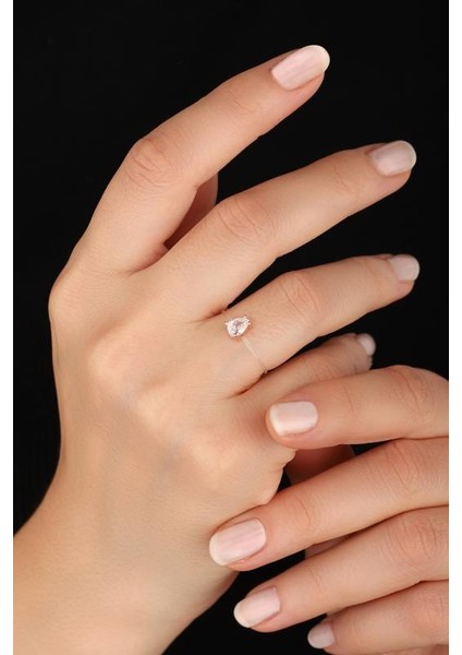 Damla Tek Taşlı Misinalı Gümüş Hayalet Yüzük fırsatları