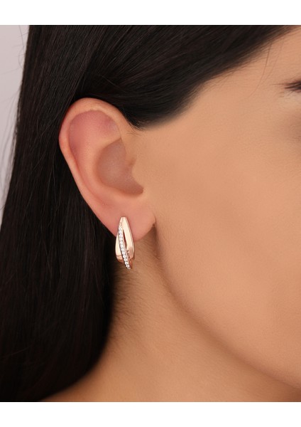 Yaprak Modeli Taşlı Şık Gümüş Küpe