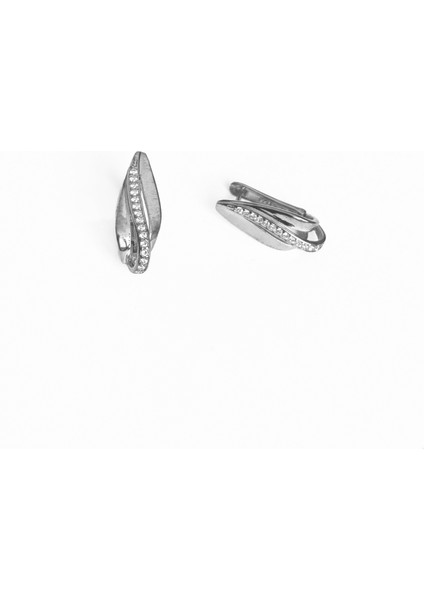 Yaprak Modeli Taşlı Şık Gümüş Küpe fırsatları