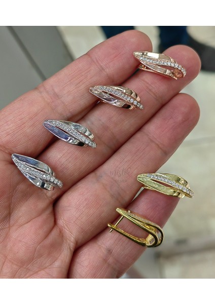 Yaprak Modeli Taşlı Şık Gümüş Küpe indirimleri