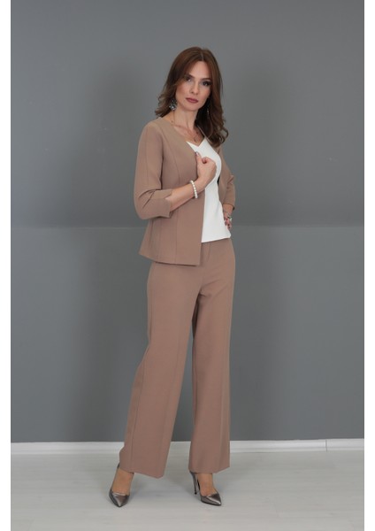 V Yaka Boydan Kuplu Kısa Ceket & Bol Paça Pantolon-Karamel fırsatları