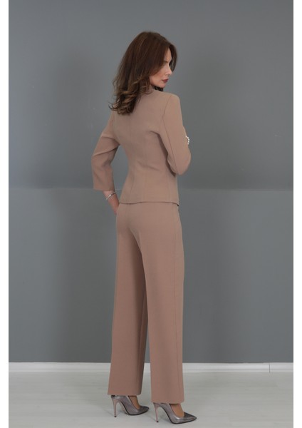 V Yaka Boydan Kuplu Kısa Ceket & Bol Paça Pantolon-Karamel indirimleri