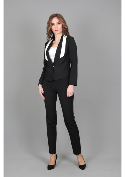 Şeritli Mini Ceket & Boru Paça Pantolon Takım-Siyah