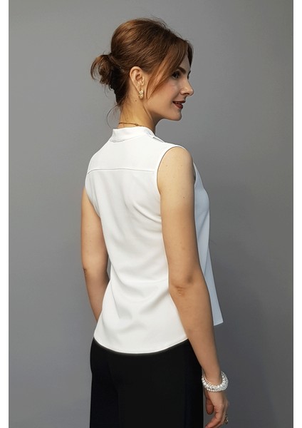 V Yaka Omuz Pileli Kolsuz Bluz-Beyaz fırsatları