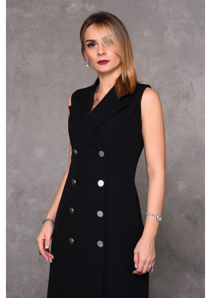 Erkek Yaka Kuruvaze Elbise-Siyah fırsatları