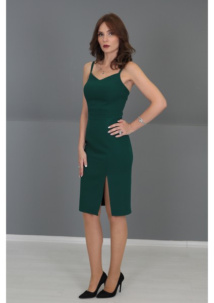 Askılı Elbise-Zümrüt fırsatları