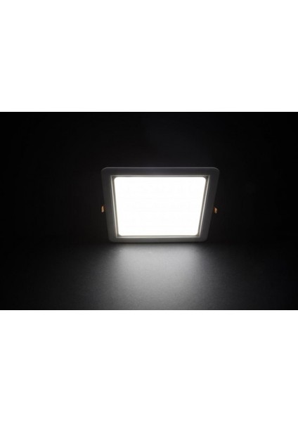 18W Kare Sıva Altı LED Panel 4000K Ilık Beyaz modelleri