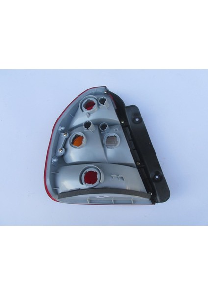 Hyundaı Accent- Mılenyum- 00/02 Stop Lambası Sağ Kırmızı/sarı/beyaz (Mars) 92402-25020 modelleri