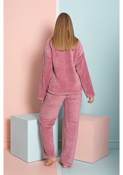 Tam Peluş Kışlık Kadın Pijama Takımı- Polar Yılbaşı Pijaması modelleri