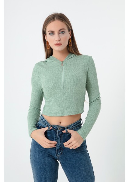 Kadın Yeşil Önü Fermuarlı Örme Crop Bluz