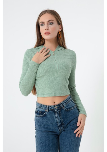Kadın Yeşil Önü Fermuarlı Örme Crop Bluz