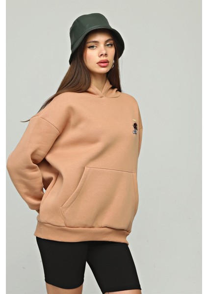 Fancy Kadın Kapüşonlu Yumuşacık İçi Pamuklu Göğsü Nakışlı Kanguru Cepli Sweatshirt