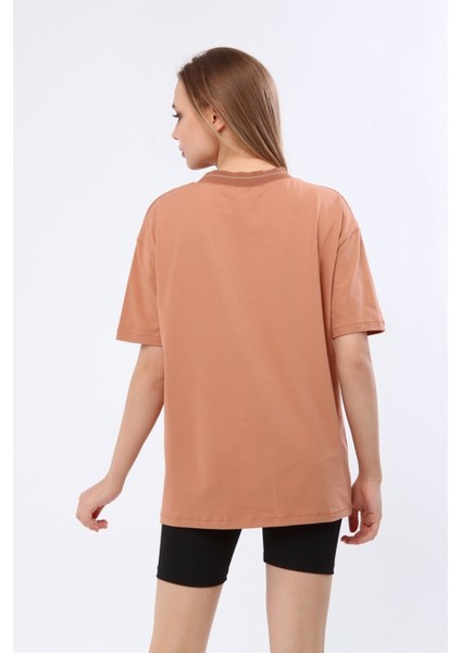 Fancy Kadın Bisiklet Yaka Yazı Nakışlı Oversize Tişört fırsatları