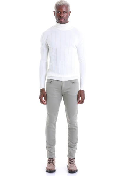 Ekru Regular Fit Desenli Balıkçı Yaka Yün Triko Kazak fırsatları