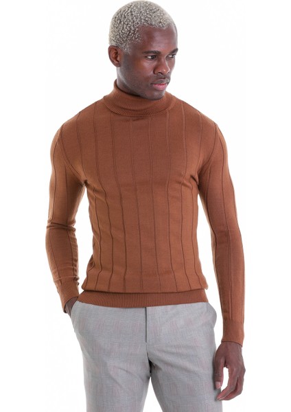 Kahverengi Regular Fit Desenli Balıkçı Yaka Yün Triko Kazak