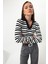 Kadın Beyaz Çizgili Örme Kazak 1