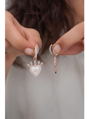 Nereze 925 Ayar Gümüş Beyaz Mineli Sallantılı Kalp Küpe