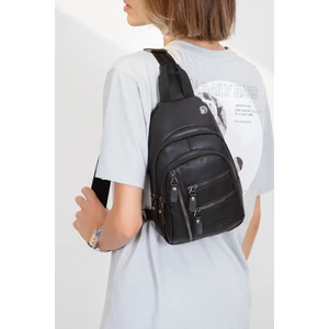 Newish Polo Vegan Deri Siyah Çapraz Göğüs ve Omuz Çantası Freebag