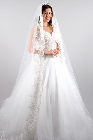 Paris in Paris Gelin Duvağı Uzun Fransız Dantelli Kırıkbeyaz Gelin ve Nikah Duvağı Boyu 220 cm Eni 300 cm görsel 4