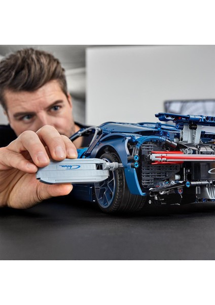 LEGO® Technic 42083 Bugatti Chiron