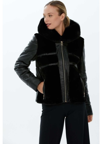 Deri Kombinli Kapüşonlu Kaban