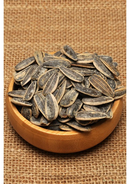 Tuzlu Siyah Ay Çekirdeği Kavrulmuş 100 gr