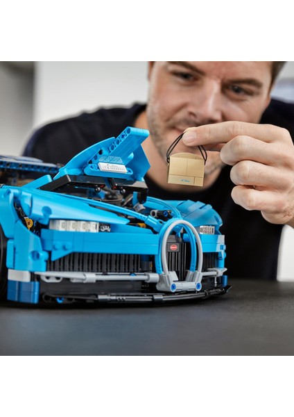 LEGO® Technic 42083 Bugatti Chiron