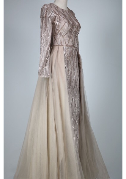 05-729 Üstü Tül Balık Elbise modelleri