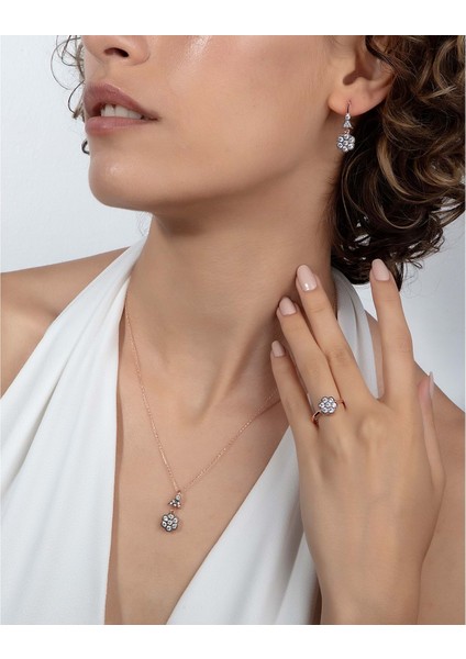 Gümüş Gül Modeli Takı Seti