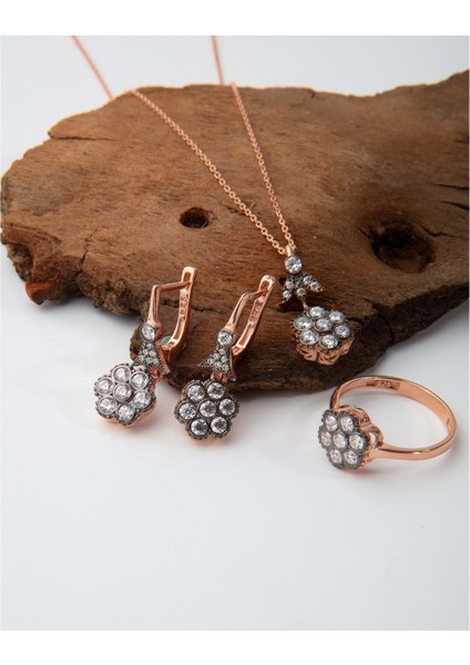 Gümüş Gül Modeli Takı Seti fiyatları