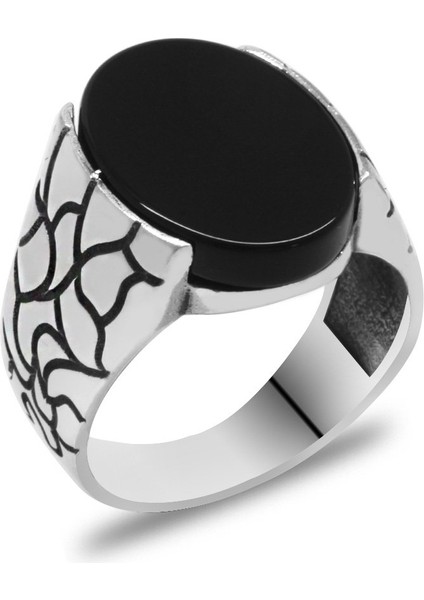 Oval Oniks Taşlı Delta Tasarım 925 Ayar Gümüş Erkek Yüzük modelleri