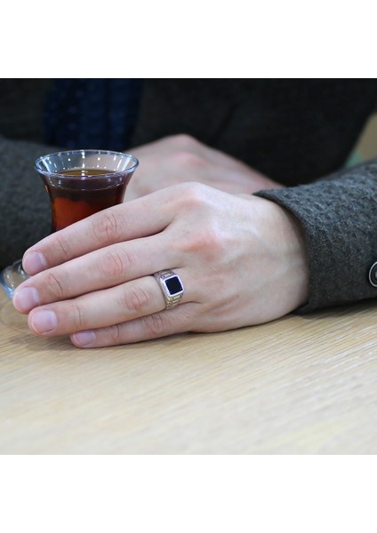 Kare Oniks Taşlı Elegance Tasarım 925 Ayar Gümüş Erkek Yüzük fiyatları