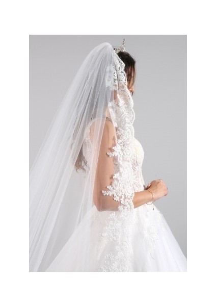 Gelin Duvağı Uzun Fransız Dantelli Kırıkbeyaz Gelin ve Nikah Duvağı Boyu 220 cm Eni 300 cm