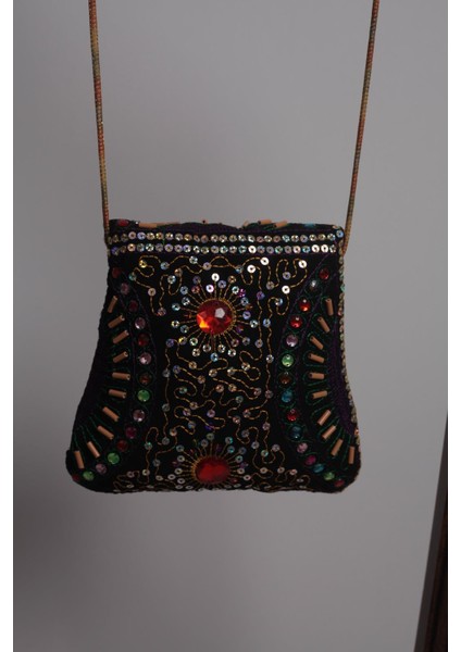 Beyaz,yeşil Taşlı El Işlemeli Özel Tasarım Pullu %100 Pamuklu Minik Omuz Çantası