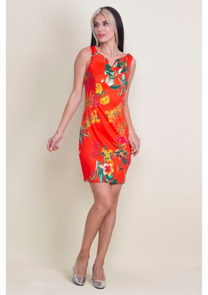 Yaka Detaylı Çiçekli Elbise modelleri