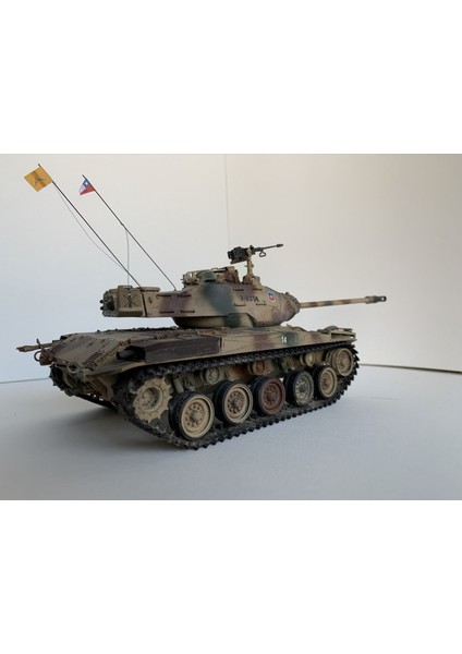 Afv Club AF35041 1/35 M41A3 Walker Bullbog Hafif Tankı Demonte Plastik Maketi